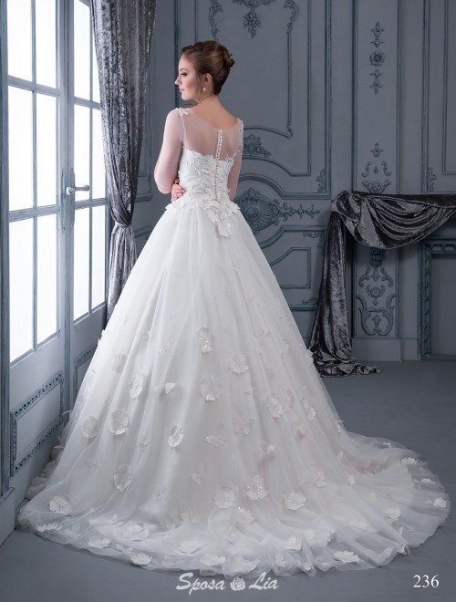 https://www.sposa-lia.com/images/stories/virtuemart/product/236       (3).jpg